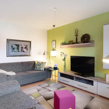 Holiday home Huus Meernmank